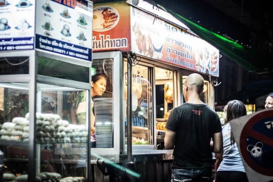 Chiang Mai: Evening Local Street Food Market Tour - The first market: learning how to read the stalls