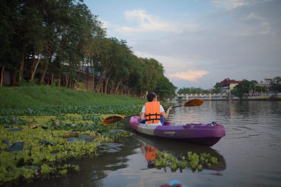 Chiang Mai:Explore kayaking through Mae Ping River on sunset - Passing Kad Luang, Chiang Mai’s old market
