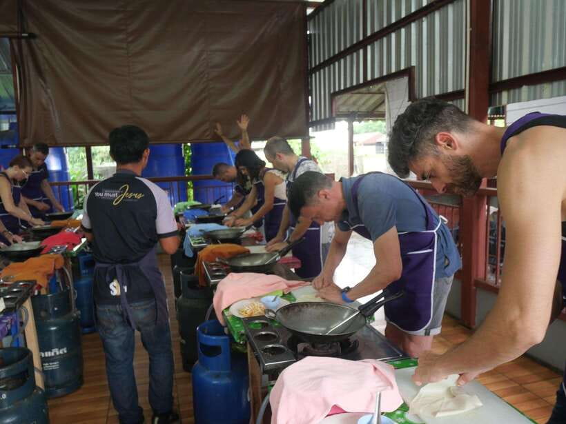 Chiang Mai: Half Day Cooking Class at Organic Farm - Why the recipe book matters