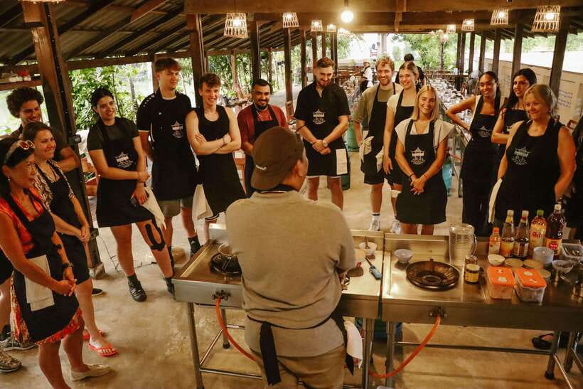 Chiang Mai: HALF-DAY COOKING COURSE at a Thai Cooking Farm - Cooking five dishes at your own station