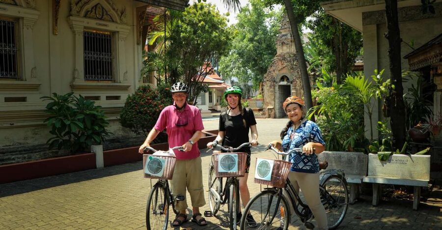 Chiang Mai: Half-Day Old Town Cycling Tour - Key points at a glance