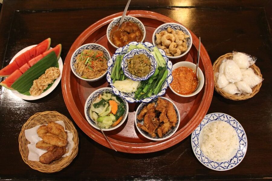 Chiang Mai: Khan Toke Traditional Meal & Dancing Performance - A Northern Thai meal with generous portions