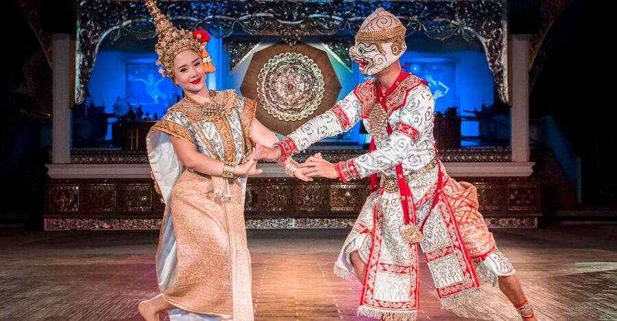 Chiang Mai: Khan Toke Traditional Meal & Dancing Performance - Traditional dance, music, and martial arts
