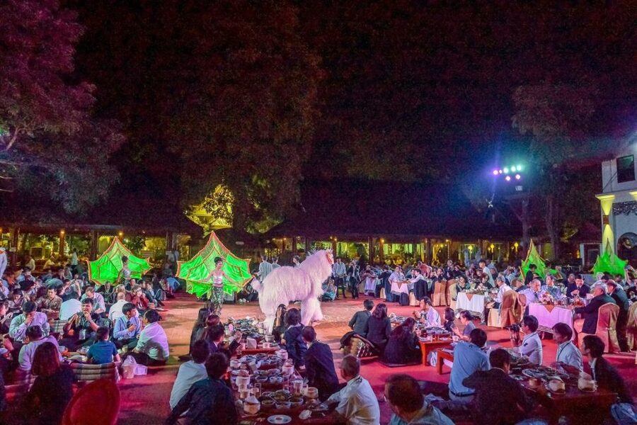Chiang Mai: Khan Toke Traditional Meal & Dancing Performance - Practical tips for a smoother evening