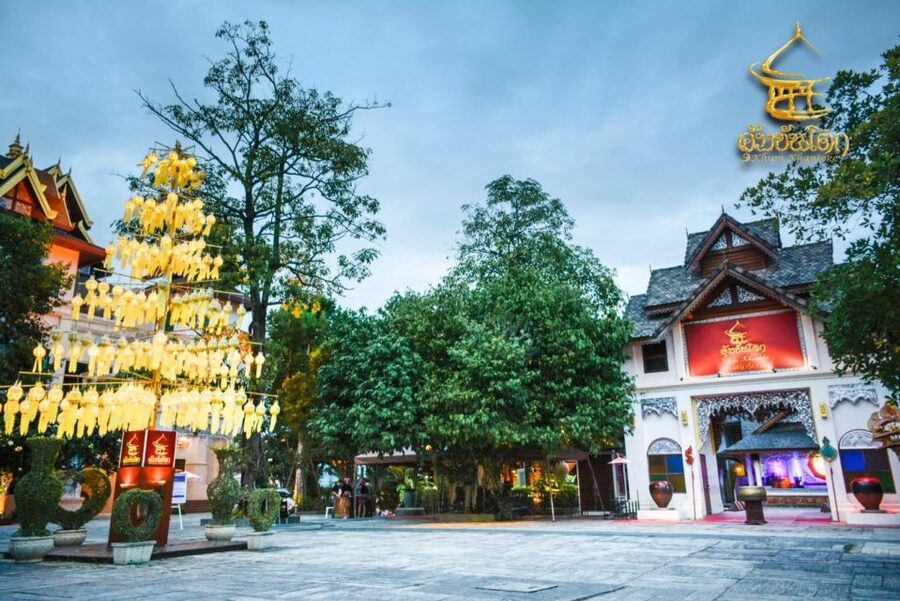 Chiang Mai: Khum Khantoke Northern Thai Cuisine and Show - Who will enjoy this Chiang Mai dinner show?