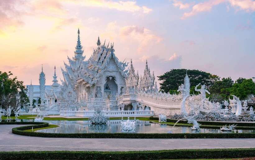 Chiang Mai: Lalita Cafe & White, Blue, Big Buddha Temples - The real cost of reaching Chiang Rai from Chiang Mai