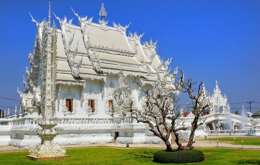 Chiang Mai: Long Neck Village & Chiang Rai’s Iconic Temples - The Blue Temple and a calmer mood