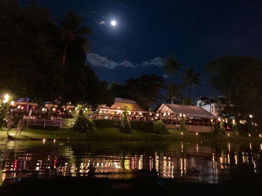 Chiang Mai: Ping River Night Kayaking into City Center - What to wear and what to expect on the riverbank