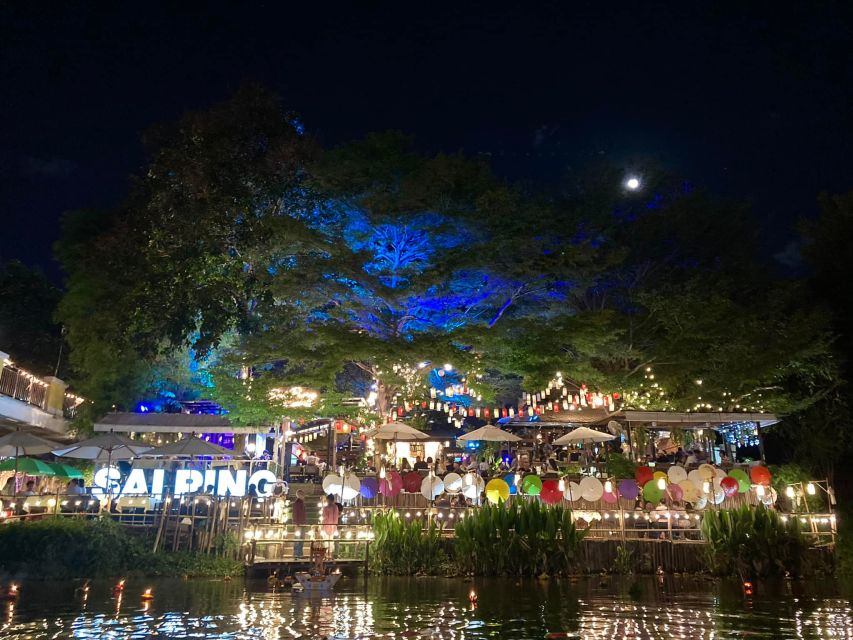 Chiang Mai: Ping River Night Kayaking into City Center - The quiet opening stretch after sunset