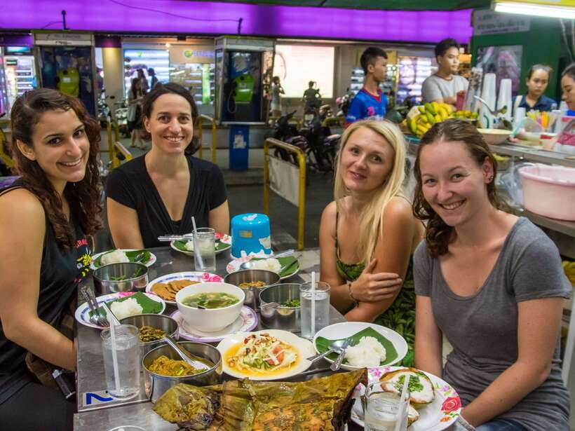 Chiang Mai: Private Historic Old City Bike Tour - Night - Guides Who Shape the Experience