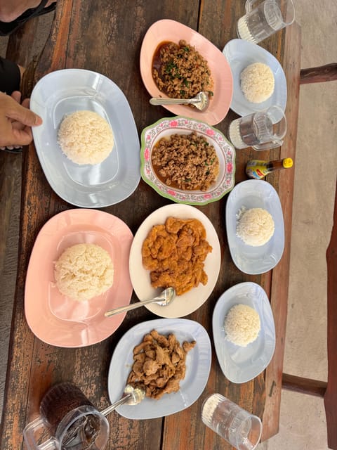 Chiang Mai:Sticky Watefall private tour with lunch - What the $45 price includes