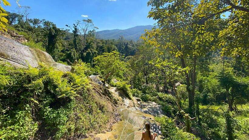 Chiang Mai: Sticky Waterfall, Chet Si Fountain Park Transfer - What to Pack for the Waterfall