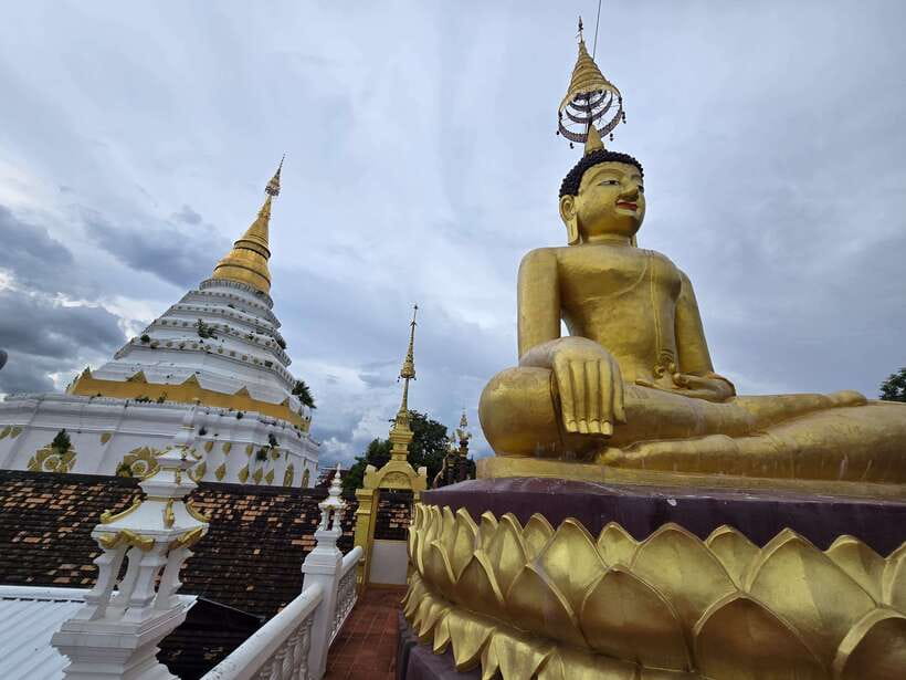 Chiang Mai: Temple & City Tour Part II - Wat Pa Pao and Shan Burmese architecture