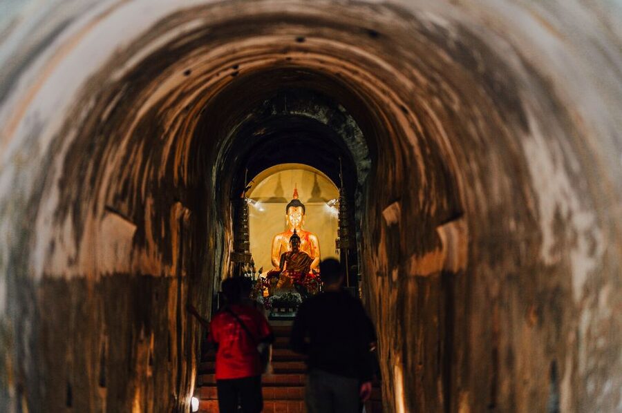 Chiang Mai: Wat Umong & Doi Suthep Half Day Tour - Doi Suthep, the golden stupa above Chiang Mai