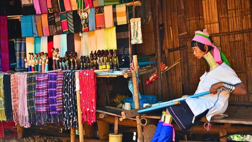 Chiang Mai: White and Blue Temples and Lalita Cafe - Is $51 a fair price?