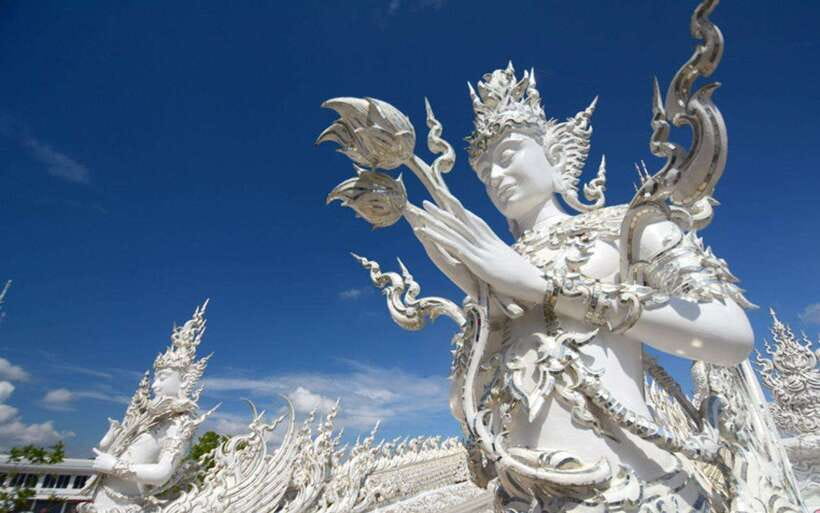 Chiang Mai: White, Blue & Big Buddha Temples in Chiang Rai - Transport, pickup, and the real time commitment