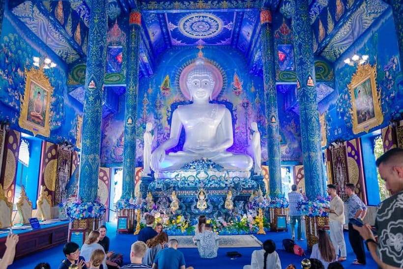 Chiang Mai: White, Red/Black & Blue Temples Tour with Lunch - Key points to know before you book