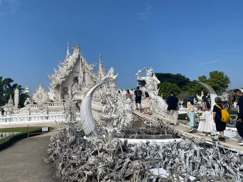 Chiang Rai: 3 Temples, Long Neck Village & Lalitta Café - Lalitta Café is a pretty final stop, but time is limited