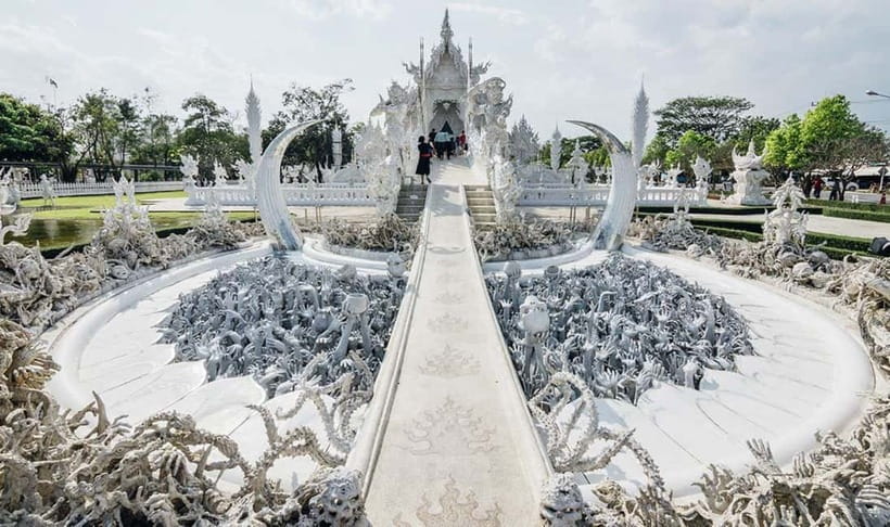 Chiang Rai: 7 Major Sites, Golden Triangle & Tea Plantation - A long day built around Chiang Rai’s modern art