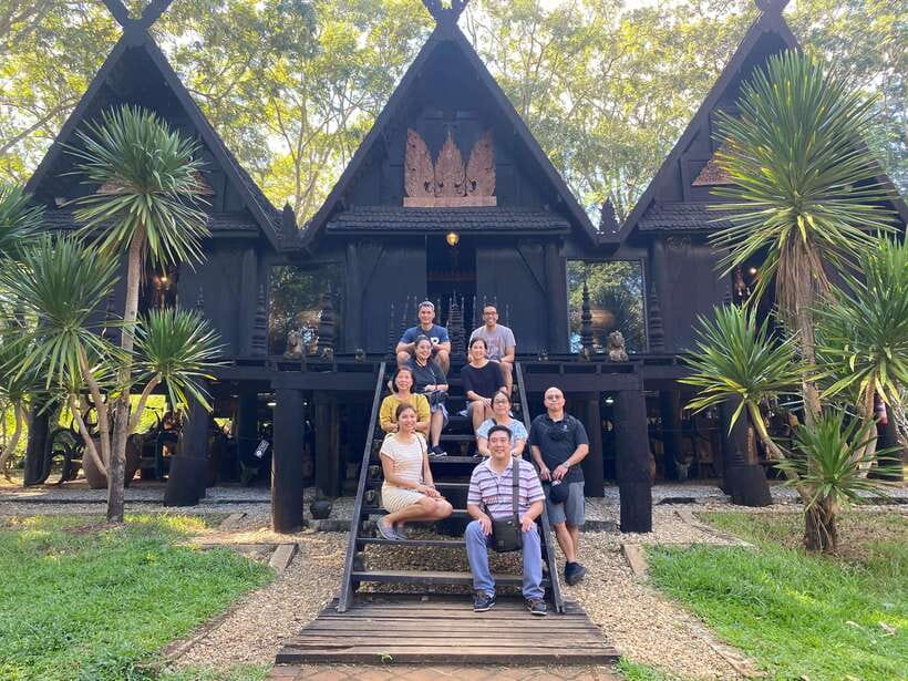 Chiang Rai: City Highlights One-Day Tour with Thai Lunch - The Golden Triangle in thirty minutes