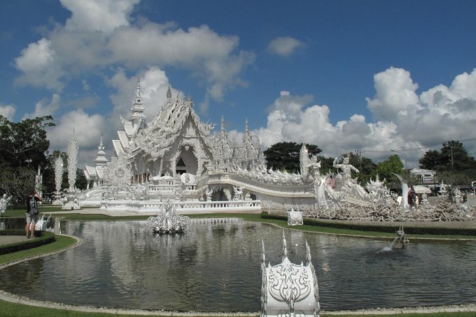 Chiang Rai Day Trip from Chiang Mai City with Golden Triangle - Lunch with a choice of Thai or international food