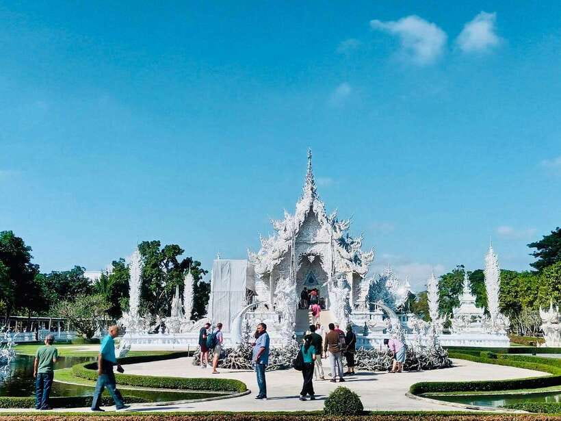 Chiang Rai: Excursion White, Blue,Red Temples & Lalitta Café - The real cost is time, not money