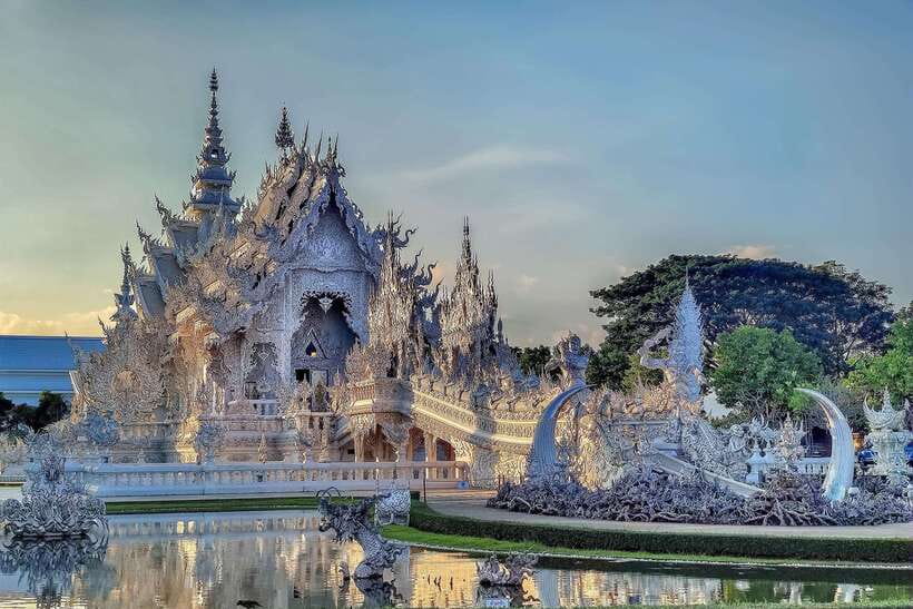Chiang Rai: Half Day Tour – 3 Famous Temples & Lalita Cafe’ - Heat, clothing, and physical demands