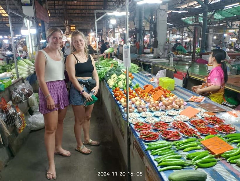 Chiang Rai:Lanna Home Cooking Class at Give Green Farm House - Give Green Farm House and the organic garden