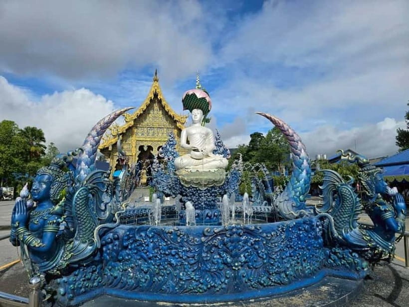 Chiang Rai: Private Tour with Driver and Custom Itinerary - The Karen Long Neck village question