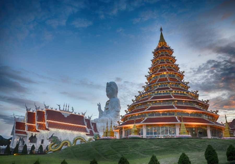 Chiang Rai: White, Blue, Red Temples, Long Neck Tour - Key points to know before booking
