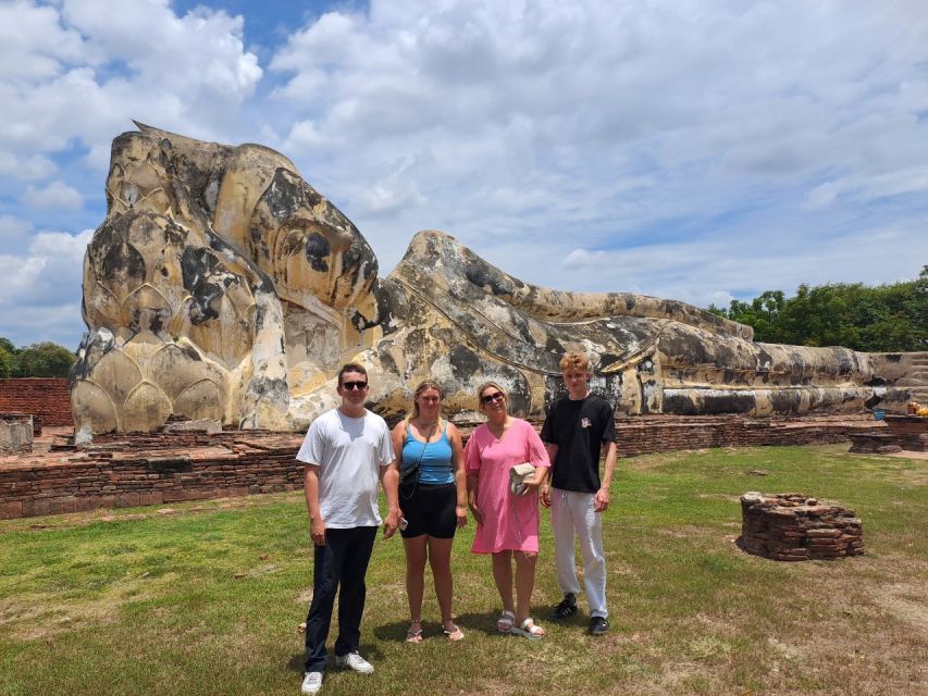 Colors of Ayutthaya: UNESCO Heritage 6 hour Bicycle Tour - Wat Mahathat and the Buddha head in the roots