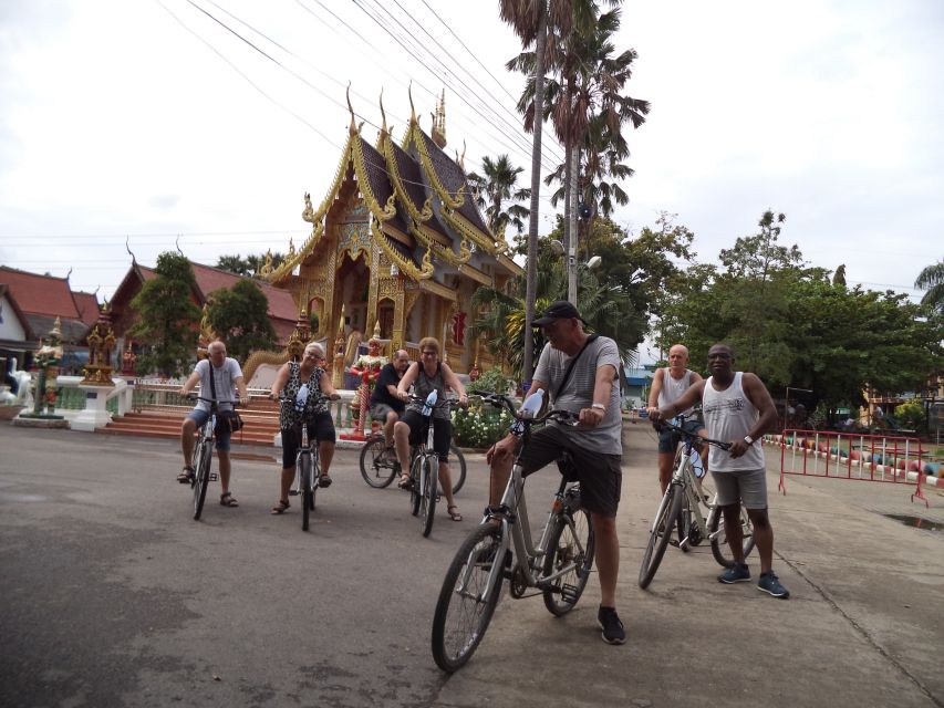 Colors of Chiang Mai Guided Bicycle Tour - Meeting village craft makers