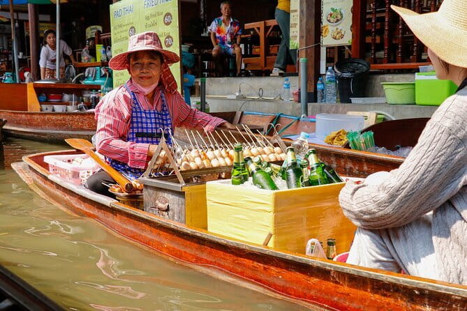 Day Trip to Bangkok Floating Market & Maeklong Railway - Meeting at centralwOrld and choosing your departure
