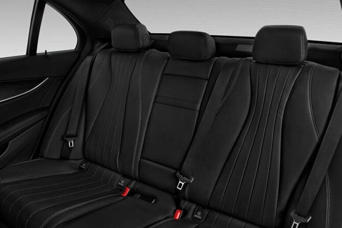 Departure by Private Sedan from Bangkok to Bangkok Airport BKK - The car: business-class comfort without a limousine price