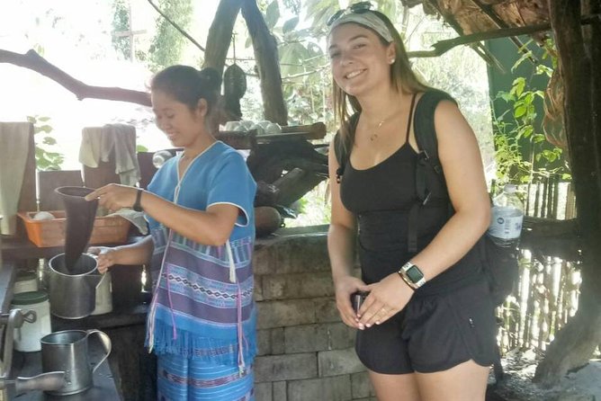 Doi Inthanon Private Tour with Trek & Lunch from Chiang Mai - Lunch in a village or local restaurant