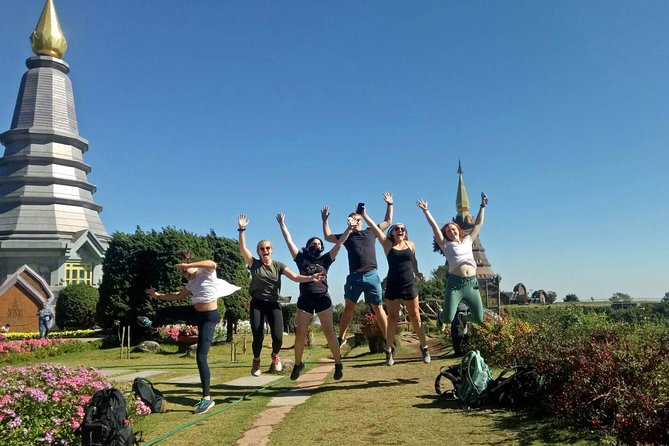 Doi Inthanon Private Tour with Trek & Lunch from Chiang Mai - What the private guide adds