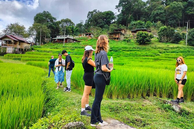 Doi Inthanon Waterfall and Royal Project Chiang Mai - Karen village adds a human side