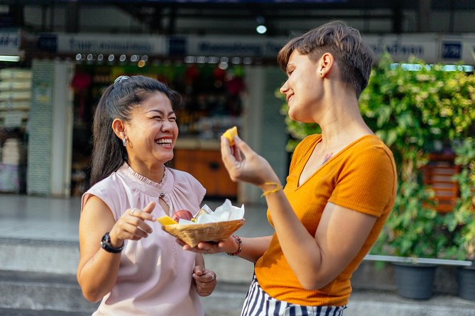 Drinks & Bites in Bangkok Private Tour - Kuang Heng Pratu Nam Chicken Rice