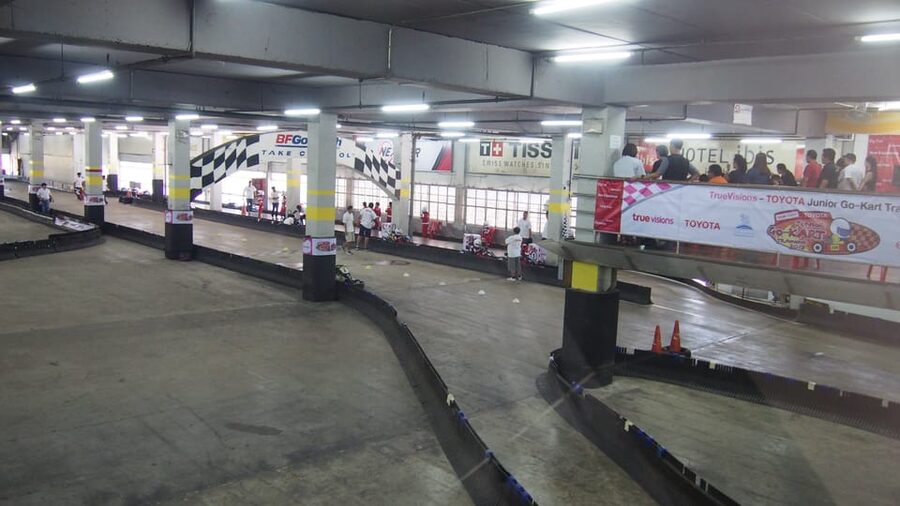 EasyKart Bangkok (RCA Plaza) : Go-Kart Racing Experience - Why several races make better value