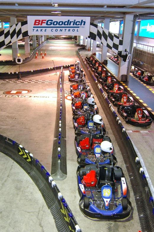 EasyKart Bangkok (RCA Plaza) : Go-Kart Racing Experience - Safety, comfort, and the rough corner