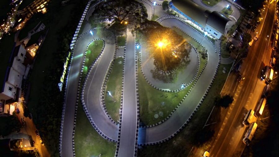 EasyKart Pattaya (Bali Hai Pier) : Go-Kart Racing Experience - The Race Itself: Speed, Turns, and Friendly Competition