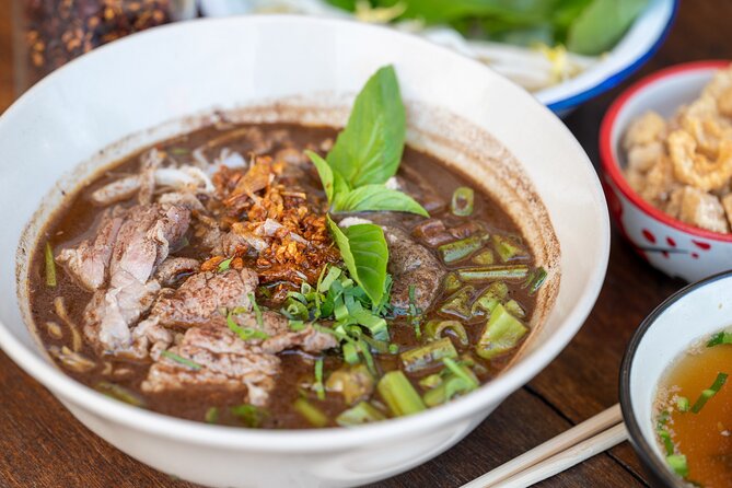 Eat Like a Local Food Tour in Hua Hin - Traveling by local songtheaw