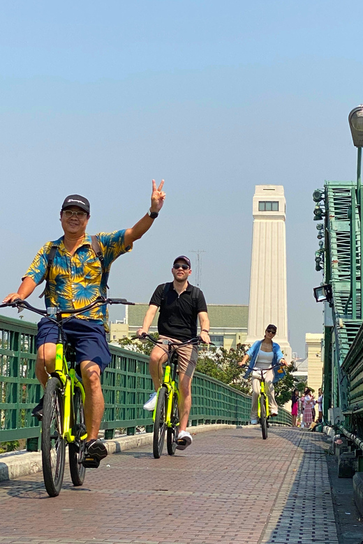 Electric Bike Tour - Crossing to Thonburi by ferry