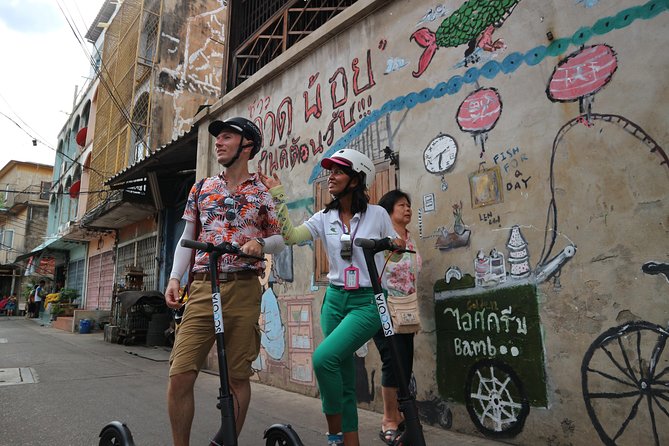 Explore Bangkok by E-Scooter & Try Street Food - Flute makers and the first street-food taste