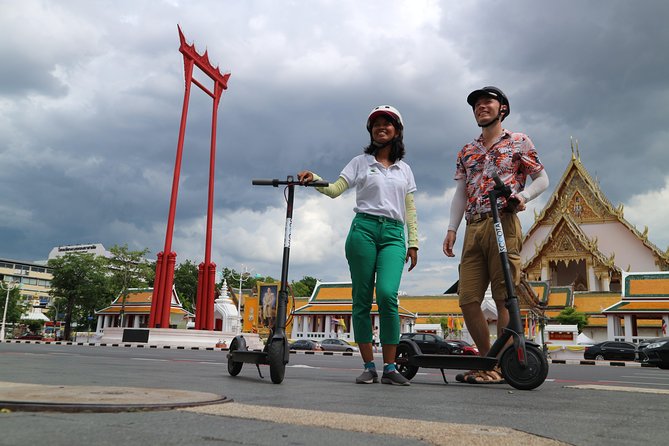 Explore Bangkok by E-Scooter & Try Street Food - Chinatown by scooter and Yaowarat Road