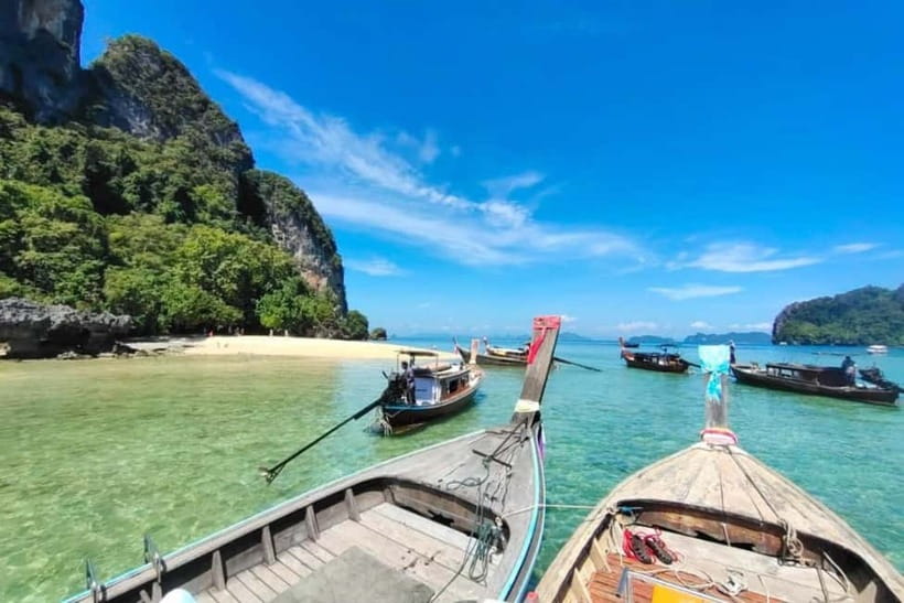 From Ao Nang Hong Island Longtail Cruise with Sunset Dinner - Sunset dinner on Pakbia Island