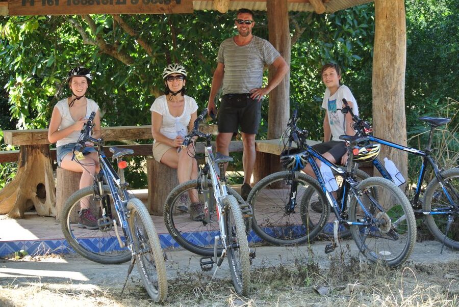 From Chiang Mai: Mae Taeng Valley and Waterfalls Cycle Tour - Rice fields, farms, and village life