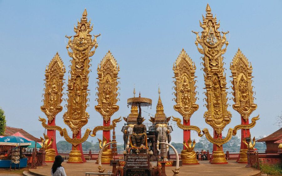 From Chiang Rai: Famous Temples and Golden Triangle Day Tour - The Golden Triangle and Hall of Opium