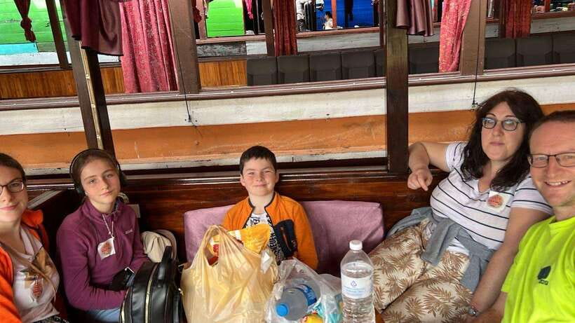 From Chiangrai: Slow Baot to Loas (Luangprabang) 2-Day Tour - Pakbeng overnight: plan this part yourself