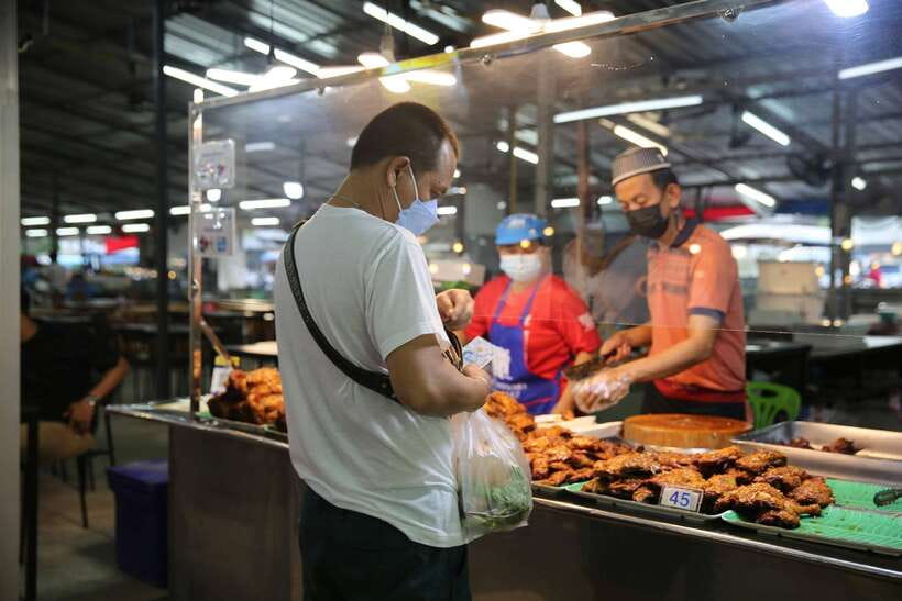 From Khao Lak: Phuket Naka Weekend Market - Who will enjoy this Phuket market trip?